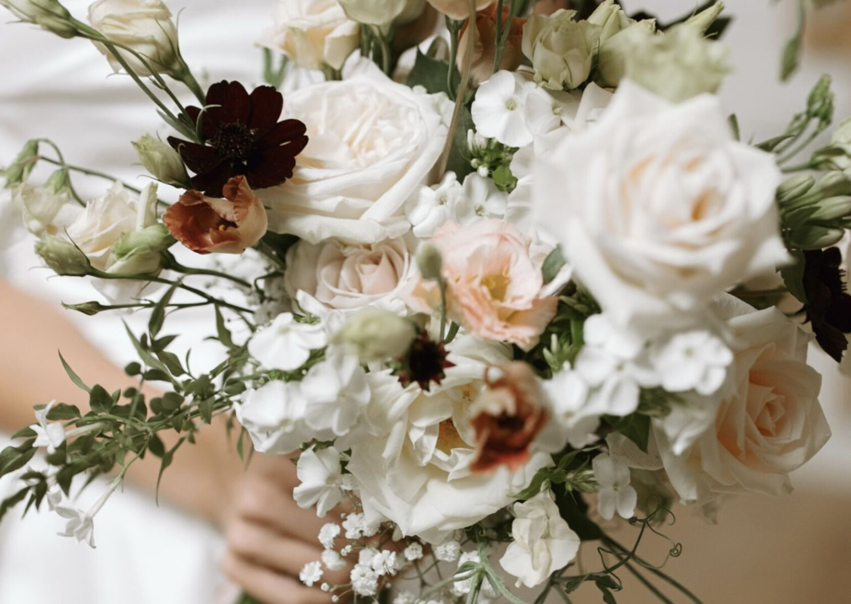 Bespoke wedding flowers by The Gorgeous Flower Company - Photo by Jade Greenbrooke